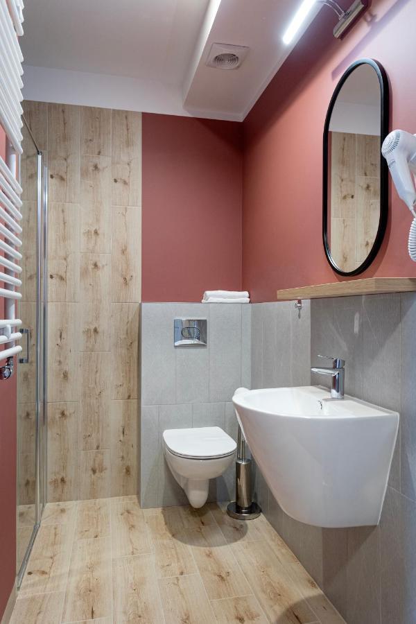 Apartamenty Albatros Августув Экстерьер фото