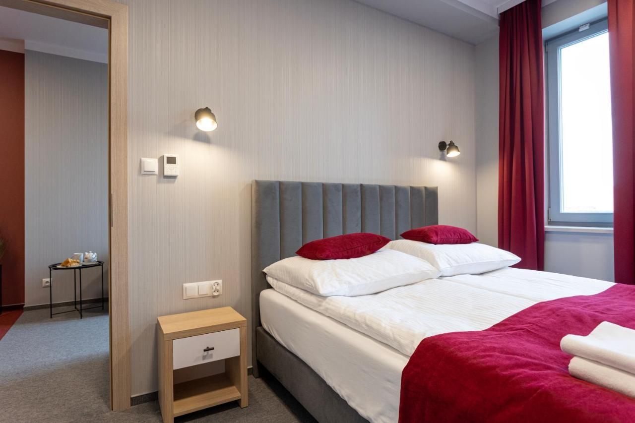 Apartamenty Albatros Августув Экстерьер фото
