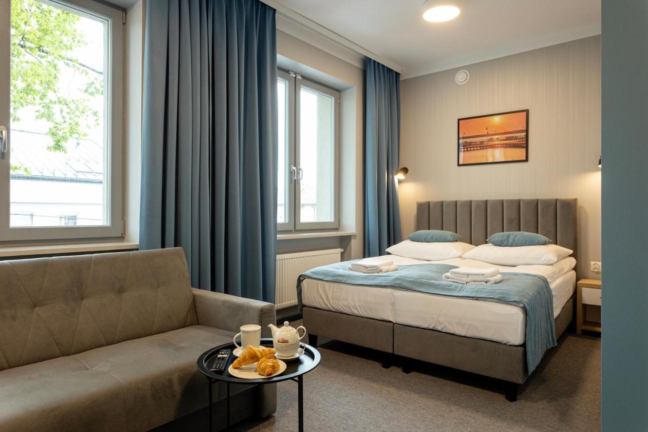 Apartamenty Albatros Августув Экстерьер фото