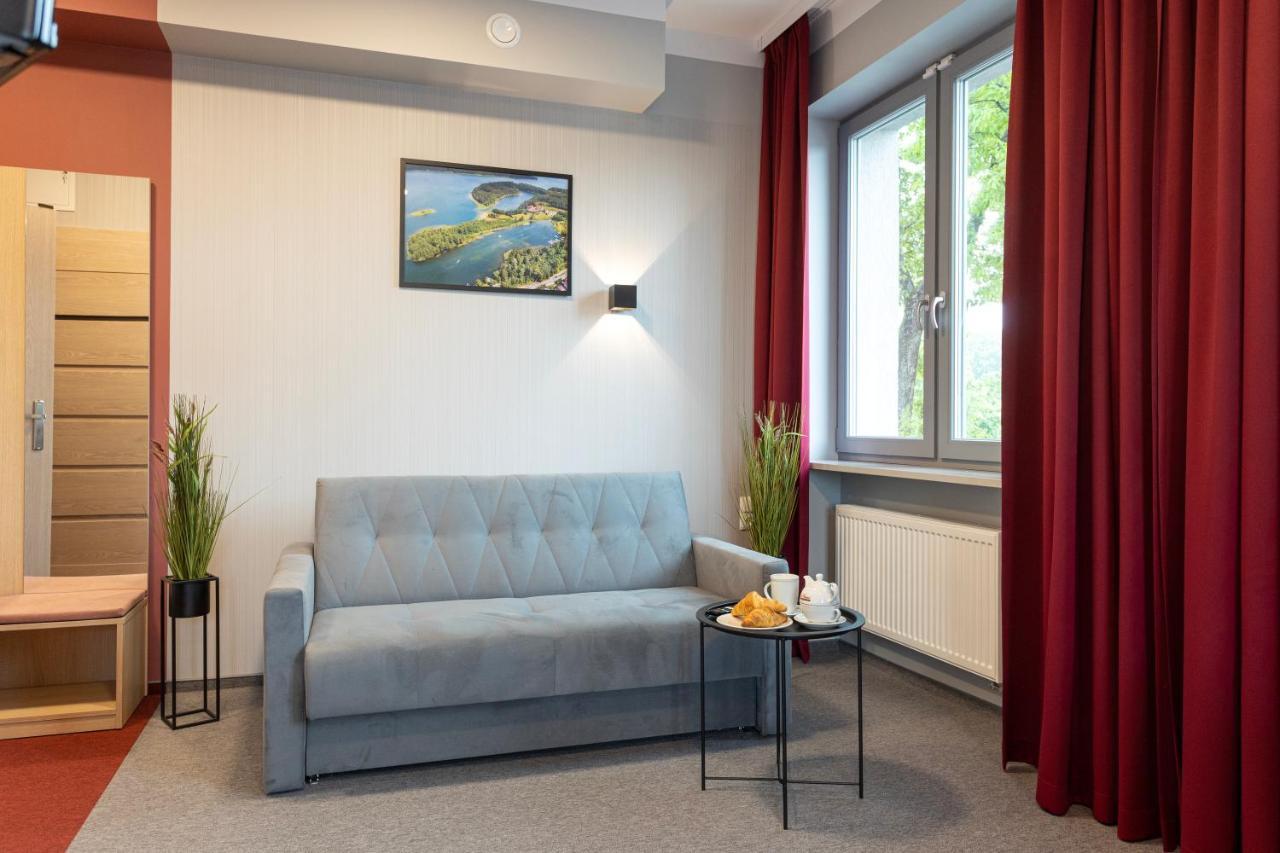 Apartamenty Albatros Августув Экстерьер фото
